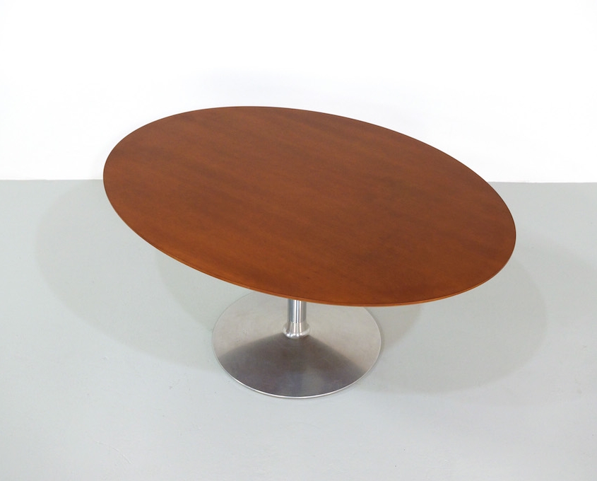 Artifort Circle 3 Dining Table by Pierre Paulin