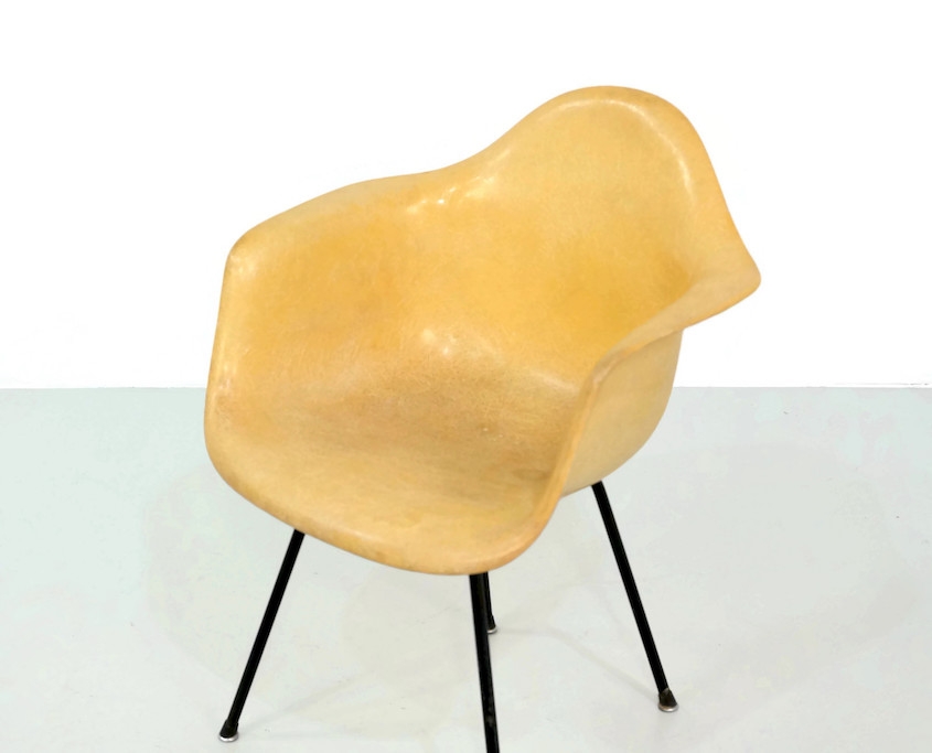Zenith Miller Eames Chair on a Cross Base
