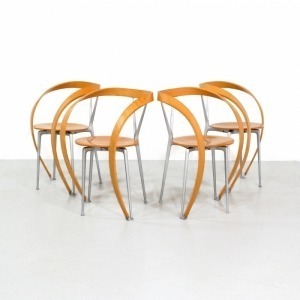 Kameleon Design ~ Cassina Revers Chair by Andrea Branzi