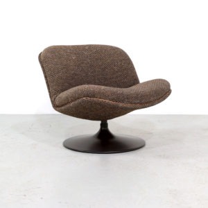 Vintage Artifort 508 Lounge Chair by Geoffrey Harcourt