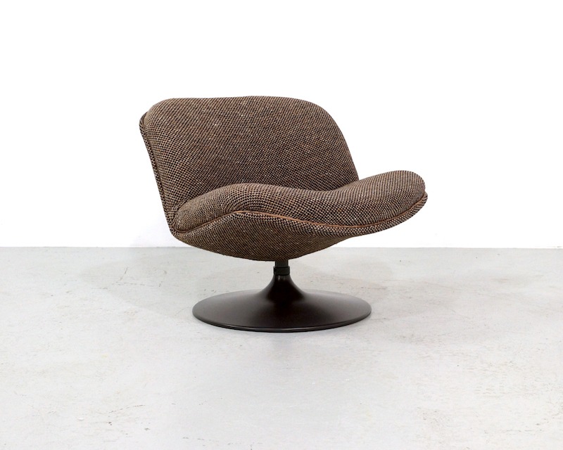 Artifort 508 Lounge Chair by Geoffrey Harcourt Design