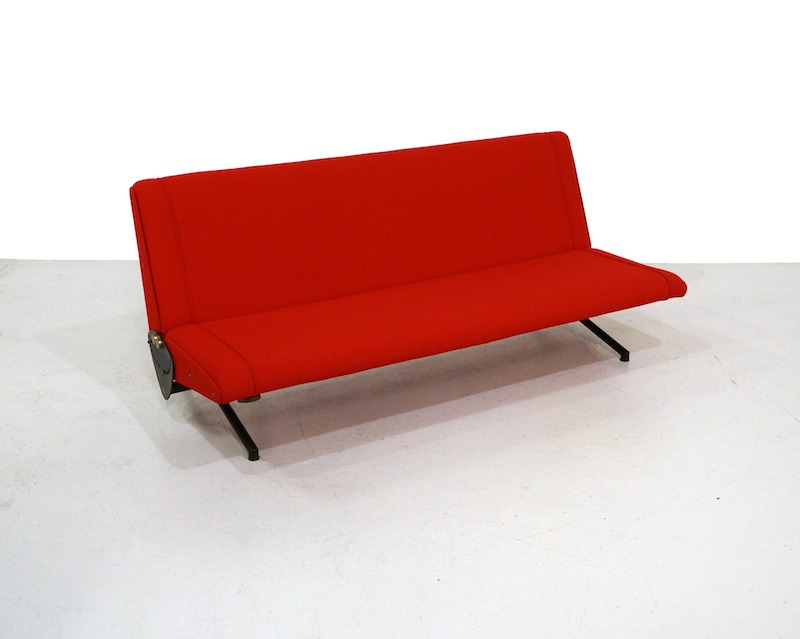 Tecno D70 sofa by Osvaldo Borsani