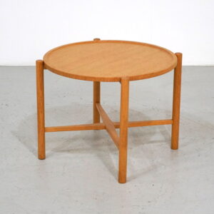 Hans Wegner AT35 Round Coffee Table